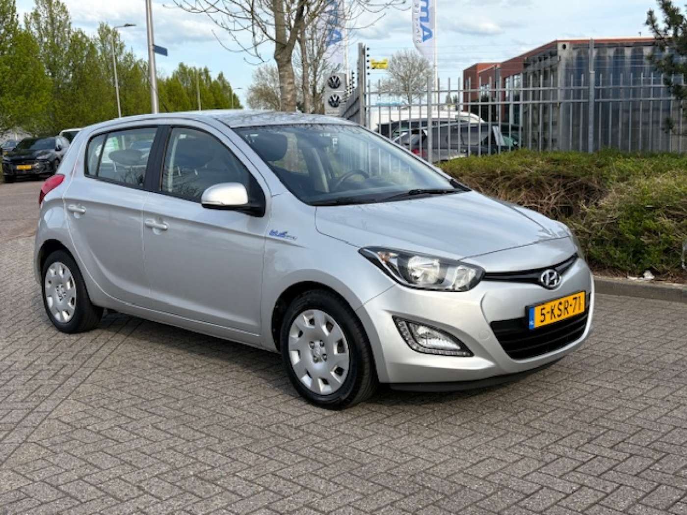 Hyundai  I20 